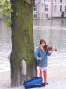 Girl_playing_violin.jpg
